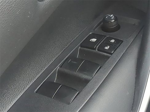 Certified 2023 Toyota Corolla SE image 21