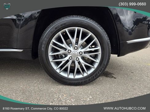 Used 2017 Jeep Grand Cherokee Summit w/ Platinum Series Group image 28