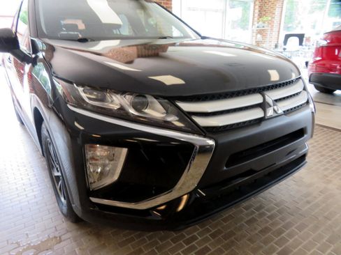Used 2020 Mitsubishi Eclipse Cross ES image 47