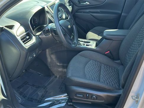 Used 2020 Chevrolet Equinox LT FWD image 6