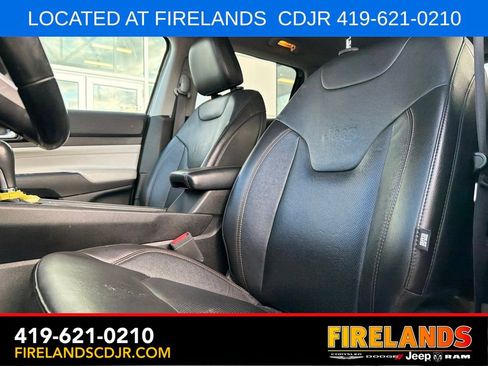 Used 2022 Jeep Compass Limited AWD/4WD image 13
