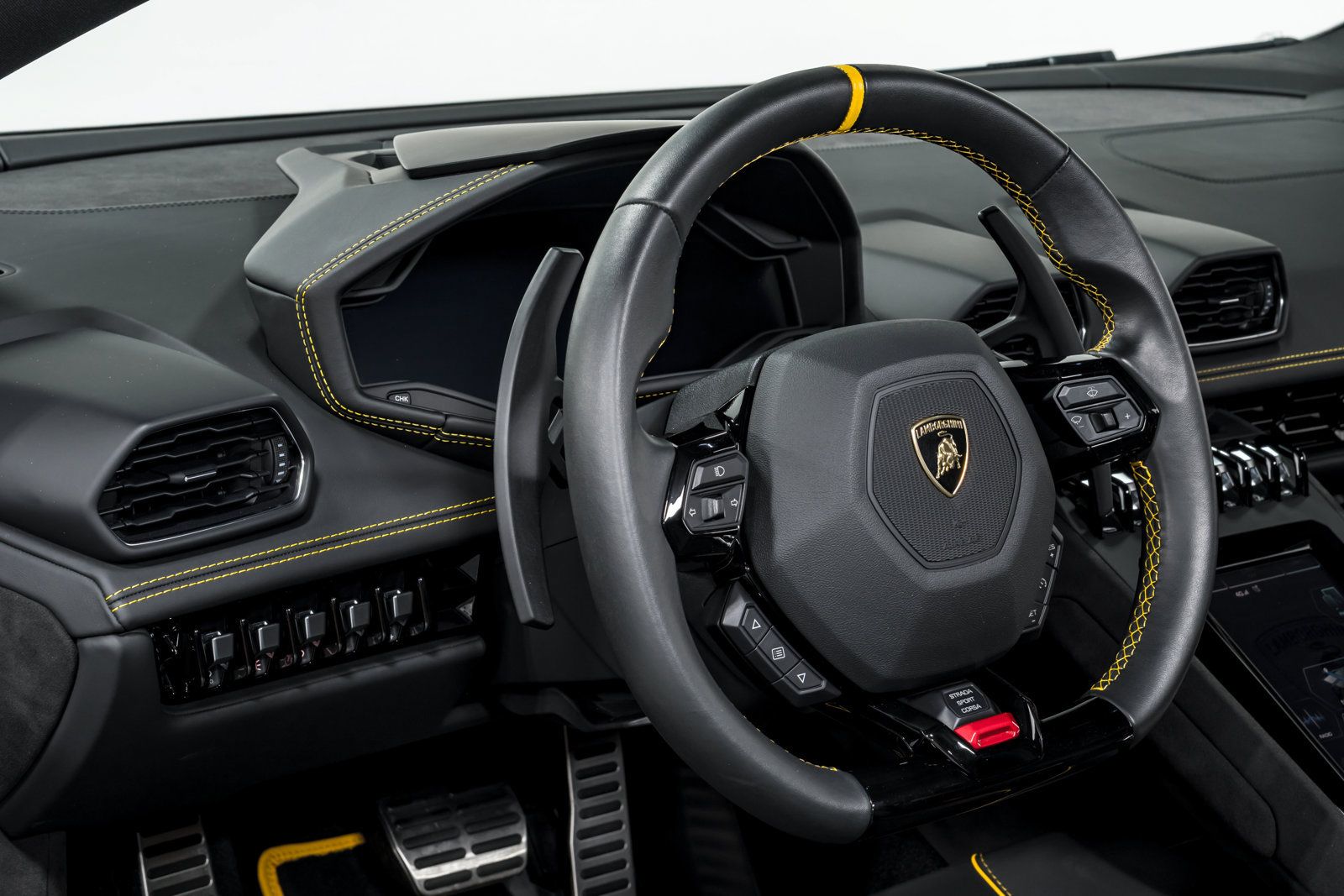 Used 2023 Lamborghini Huracan Tecnica RWD image 13
