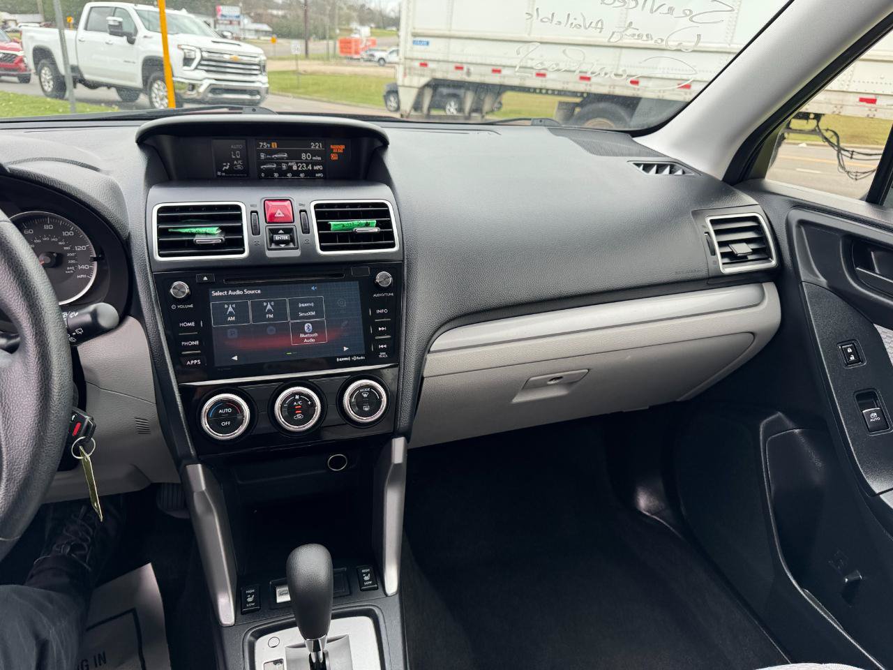 Used 2018 Subaru Forester 2.5i Premium w/ All-Weather Package AWD/4WD image 27