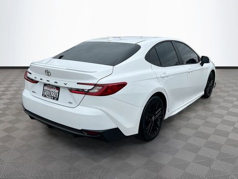 Used 2025 Toyota Camry SE FWD image 7
