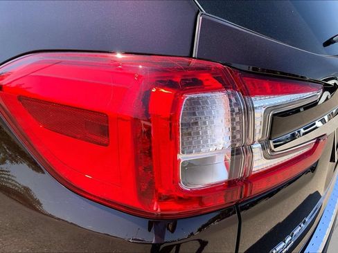 Used 2025 Subaru Ascent Touring w/ Popular Package #1 AWD/4WD image 22