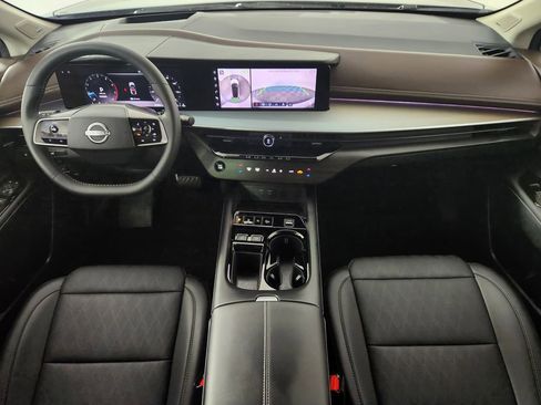 Used 2025 Nissan Murano Platinum w/ Cargo Package AWD/4WD image 13