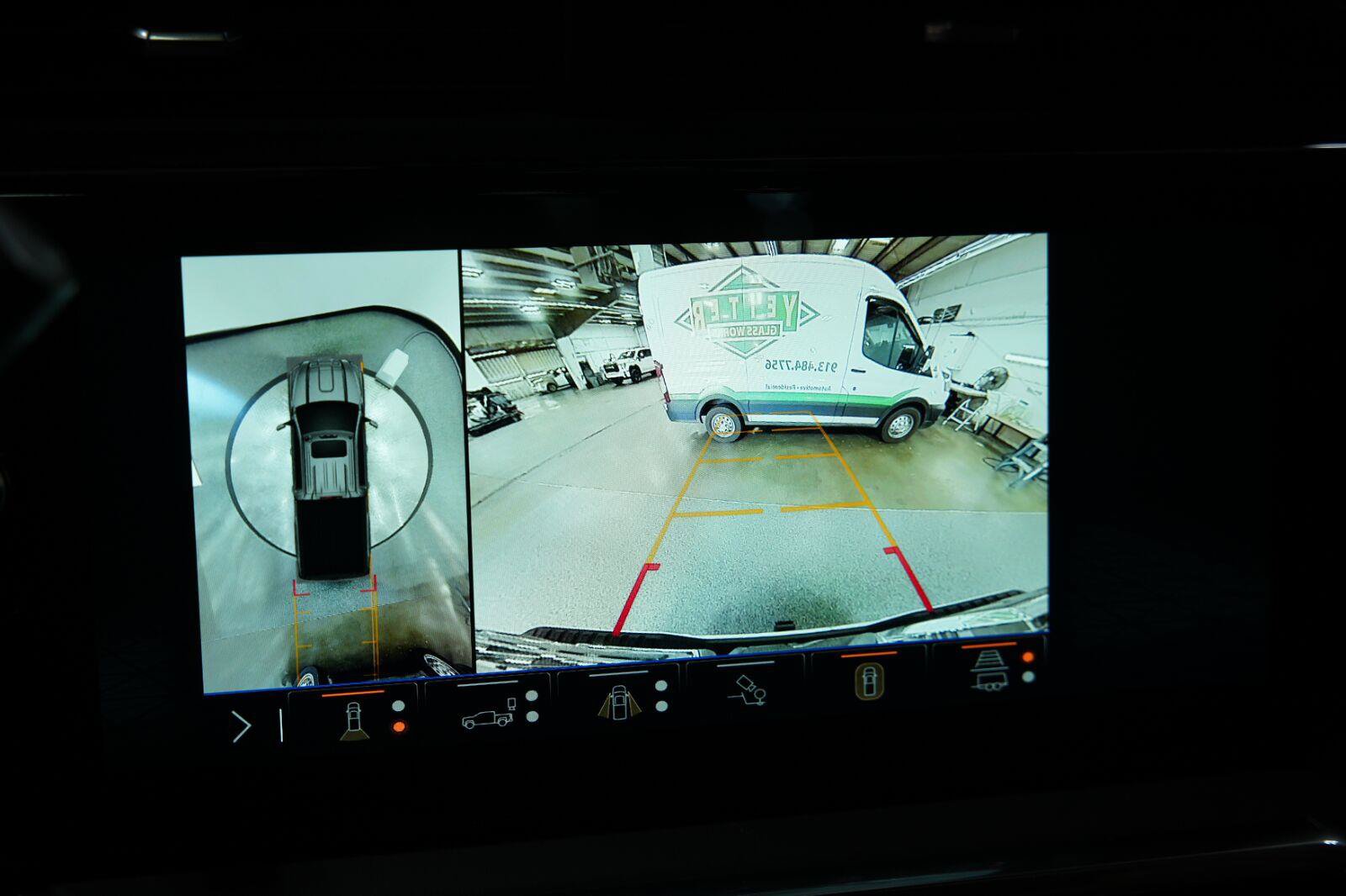 Used 2024 GMC Sierra 2500 Denali Ultimate AWD/4WD image 54