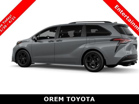 New 2026 Toyota Sienna XLE Woodland Edition image 5