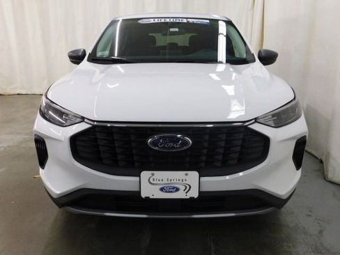 New 2026 Ford Escape Active w/ Cold Weather Package image 9