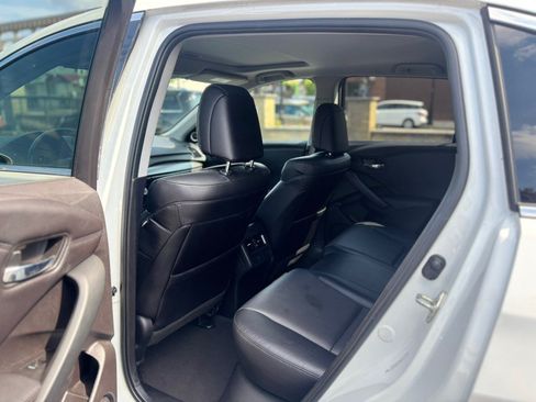 Used 2018 Acura RDX AWD image 16