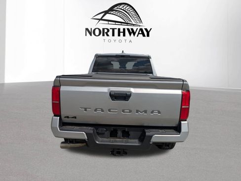 Certified 2025 Toyota Tacoma TRD Sport AWD/4WD image 4
