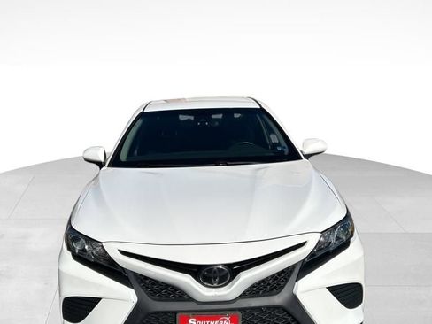 Used 2018 Toyota Camry SE image 8
