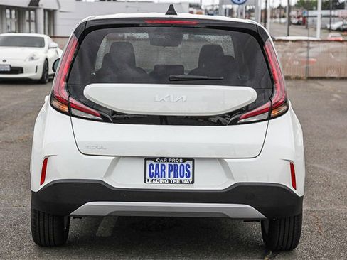 New 2025 Kia Soul LX w/ LX Technology Package image 8