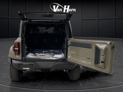 New 2025 Ford Bronco Raptor image 16