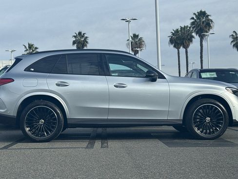 Certified 2025 Mercedes-Benz GLC 300 image 3