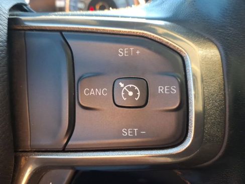 Used 2021 RAM 1500 Limited w/ Body Color Bumper Group image 22