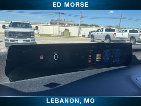 Certified 2025 Ford Expedition Active AWD/4WD image 11