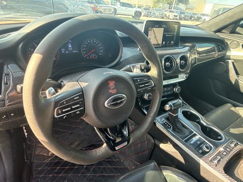 Used 2019 Kia Stinger GTS RWD image 7
