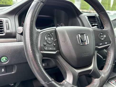 Used 2023 Honda Passport TrailSport image 15