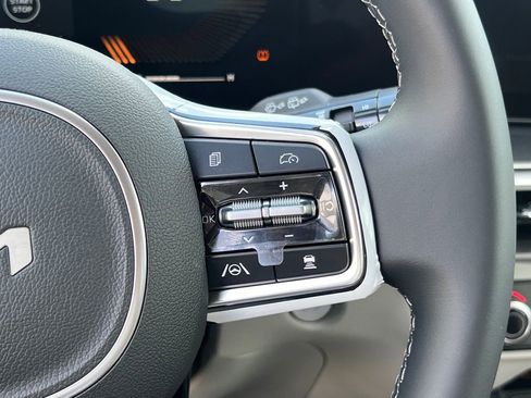 New 2025 Kia Sorento S w/ Panoramic Sunroof Package image 21