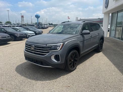 New 2026 Volkswagen Atlas SE AWD/4WD image 3