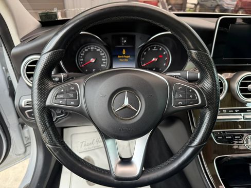 Used 2018 Mercedes-Benz C 300 4MATIC Sedan image 18