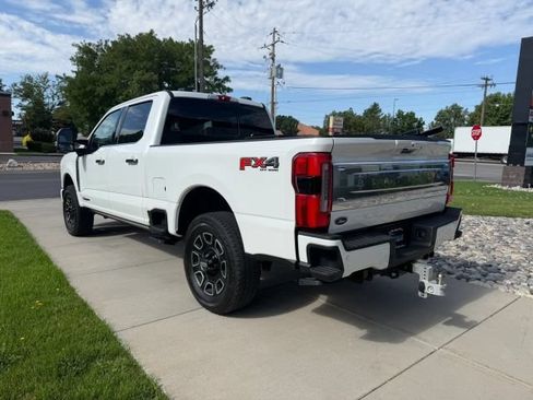 Used 2024 Ford F350 Platinum AWD/4WD image 3