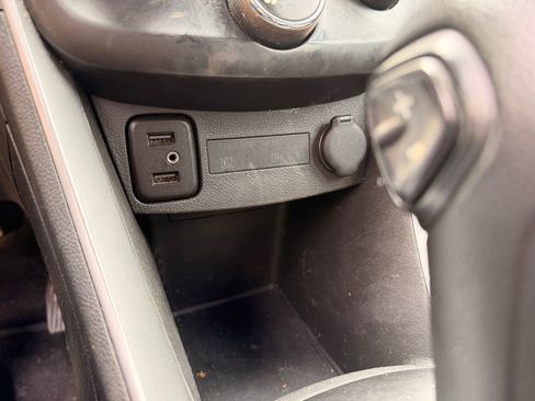 Used 2020 Chevrolet Trax LS FWD image 18