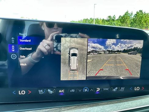 Used 2026 Chevrolet Tahoe High Country image 15