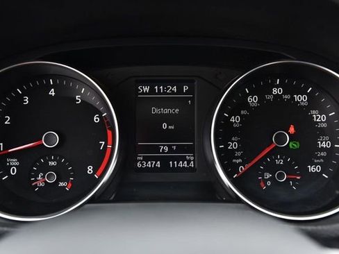 Used 2017 Volkswagen Passat 1.8T SE FWD image 13