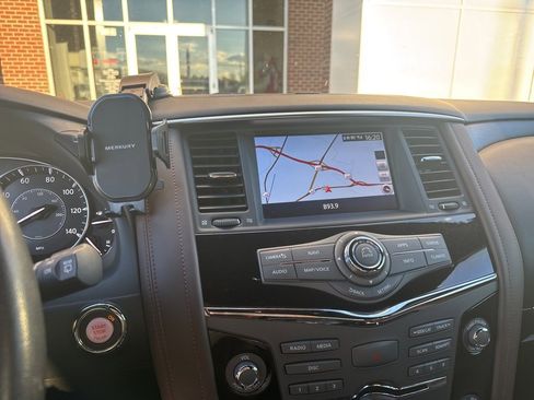 Used 2020 Nissan Armada Platinum w/ Platinum Reserve Package image 11