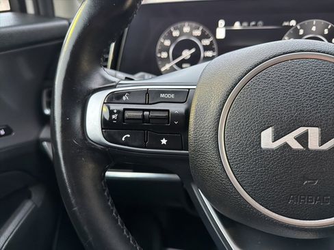 Certified 2023 Kia Sportage SX image 37