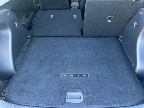 Certified 2025 Hyundai Kona SE AWD/4WD image 15