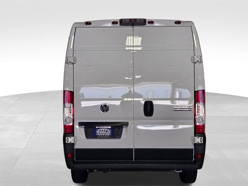 Used 2025 RAM ProMaster 2500 w/ Convenience Group FWD image 24