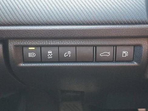 Certified 2025 Toyota Camry SE FWD image 24