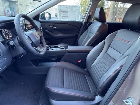 New 2026 Nissan Rogue SV image 25