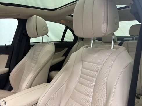 Used 2018 Mercedes-Benz E 300 image 13