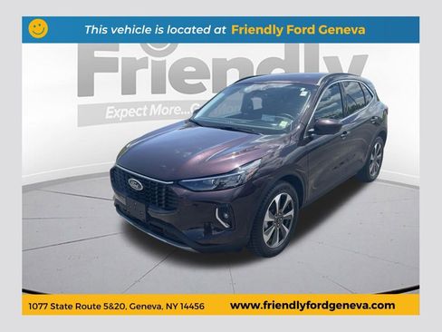 Used 2023 Ford Escape Platinum w/ Premium Technology Package AWD/4WD image 1