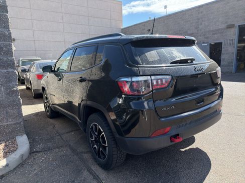 Used 2024 Jeep Compass Trailhawk AWD/4WD image 5
