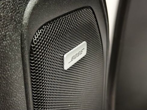 Used 2019 Chevrolet Silverado 1500 High Country w/ Technology Package image 19