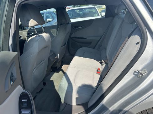 Used 2020 Chevrolet Malibu LS image 9