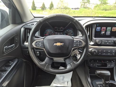 Used 2015 Chevrolet Colorado Z71 AWD/4WD image 17