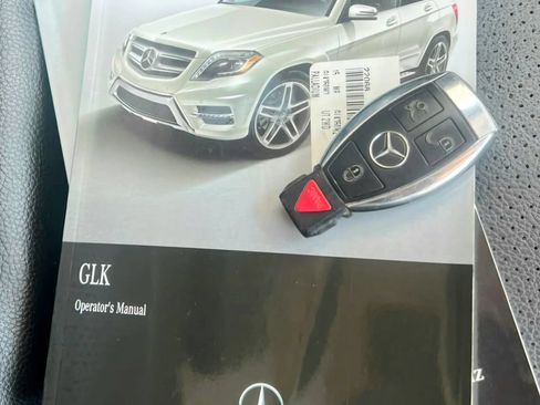 Used 2015 Mercedes-Benz GLK 350 2WD image 44