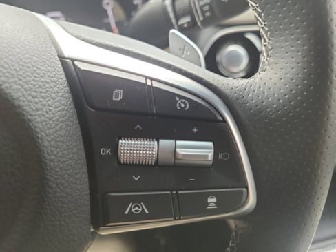 Used 2023 Genesis G70 2.0T w/ Sport Prestige Package image 29