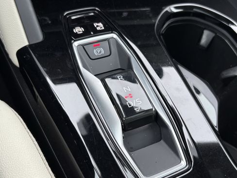 Used 2025 Audi Q5 Premium Plus w/ Premium Plus image 26