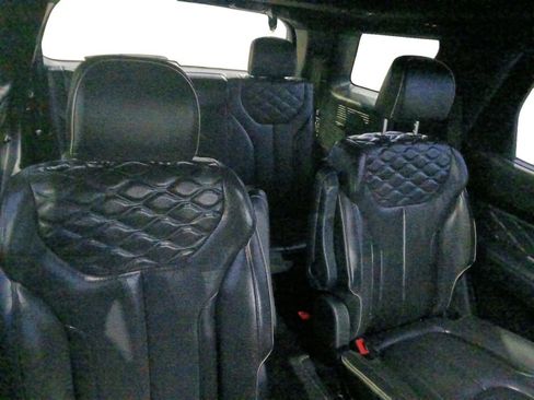 Used 2021 Hyundai Palisade Calligraphy image 17