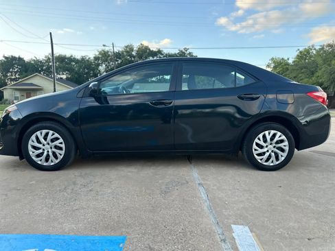 Used 2019 Toyota Corolla LE FWD image 8