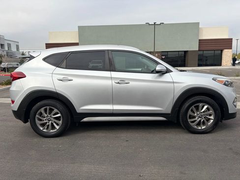Used 2017 Hyundai Tucson SE Plus image 4