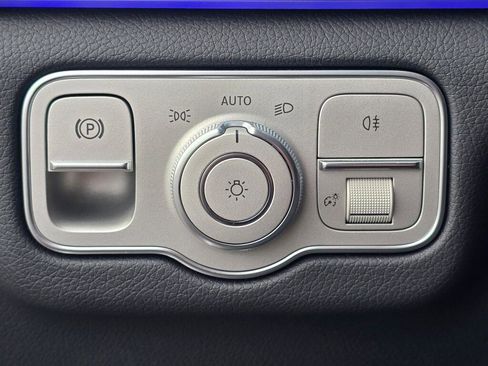 Certified 2025 Mercedes-Benz GLE 580 4MATIC image 37