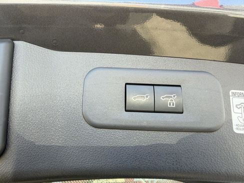 Used 2023 Lexus NX 250 FWD image 25